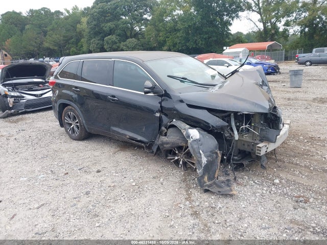 Продаж на аукціоні авто 2018 Toyota Highlander Le, vin: 5TDBZRFH6JS802969, номер лоту: 46331488