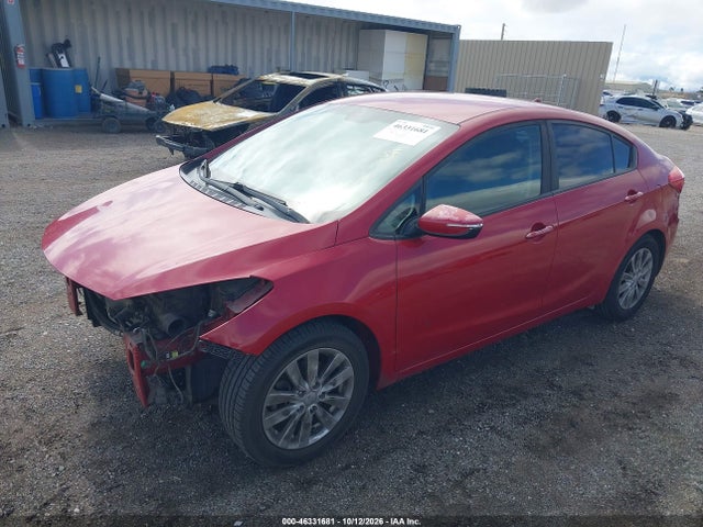 KIA FORTE LX 2016 KNAFX4A67G5592183 Image 2