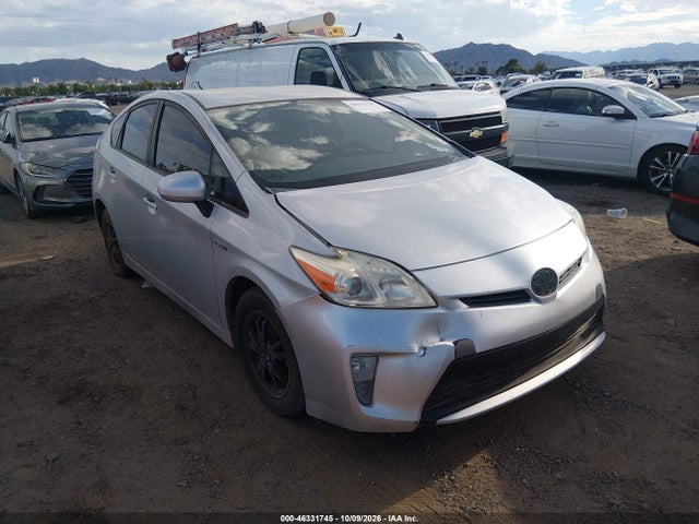 Toyota Prius Two 2015 JTDKN3DU1F0449737 Image 6