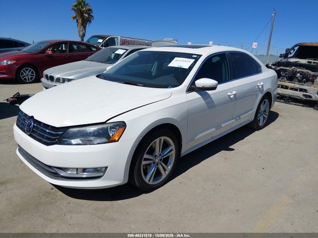 2014 Volkswagen Passat 2.0l Tdi Sel Premium მანქანა იყიდება აუქციონზე, vin: 1VWCN7A30EC093458, აუქციონის ნომერი: 46331819