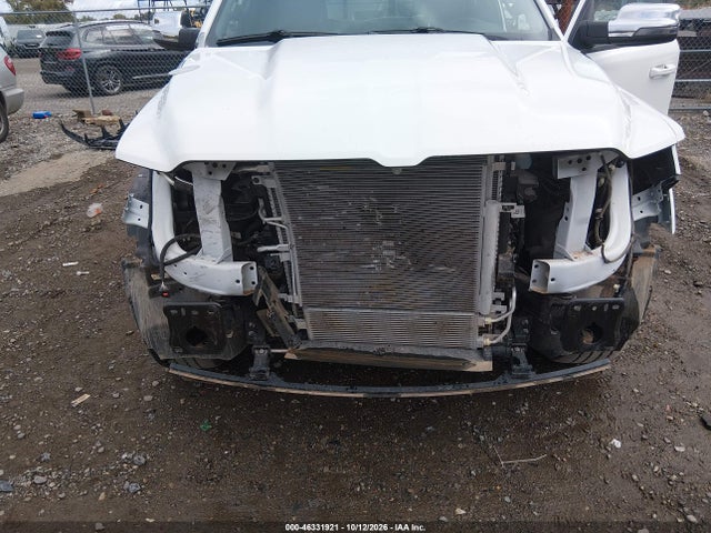 2026 Ram 1500 Laramie  4x4 5'7 Box მანქანა იყიდება აუქციონზე, vin: 3C6SRFJP8T4164344, აუქციონის ნომერი: 46331921