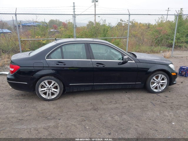 Aukcja sprzedaży 2013 Mercedes-benz C 300 Luxury 4matic, vin: WDDGF8ABXDA868055, numer aukcji: 46331943