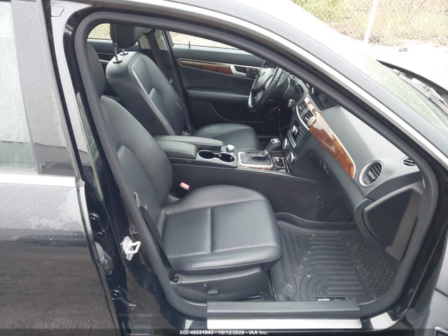 Aukcja sprzedaży 2013 Mercedes-benz C 300 Luxury 4matic, vin: WDDGF8ABXDA868055, numer aukcji: 46331943