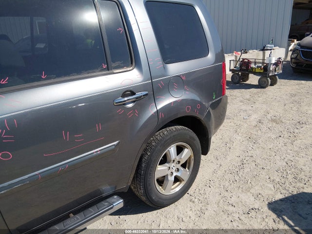 46332041 :رقم المزاد ، 5FNYF3H56BB023046 vin ، 2011 Honda Pilot Ex-l مزاد بيع