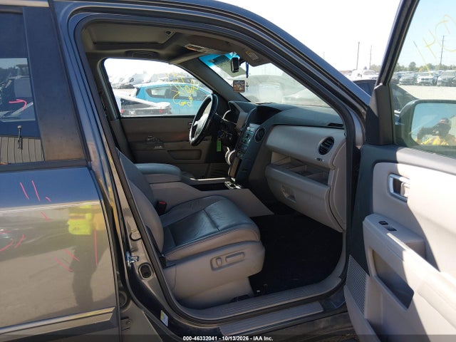 46332041 :رقم المزاد ، 5FNYF3H56BB023046 vin ، 2011 Honda Pilot Ex-l مزاد بيع