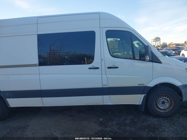 46332113 :رقم المزاد ، WD4PE8CC9D5756204 vin ، 2013 Mercedes-benz Sprinter 2500 High  Roof مزاد بيع