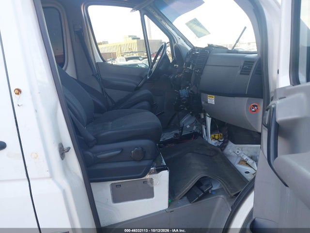 46332113 :رقم المزاد ، WD4PE8CC9D5756204 vin ، 2013 Mercedes-benz Sprinter 2500 High  Roof مزاد بيع