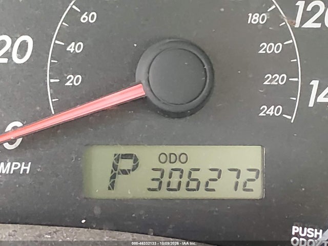 46332133 :رقم المزاد ، 2T1BU4EE7DC919546 vin ، 2013 Toyota Corolla Le مزاد بيع