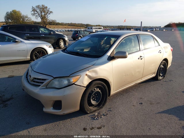 46332133 :رقم المزاد ، 2T1BU4EE7DC919546 vin ، 2013 Toyota Corolla Le مزاد بيع