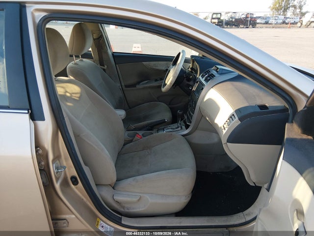 46332133 :رقم المزاد ، 2T1BU4EE7DC919546 vin ، 2013 Toyota Corolla Le مزاد بيع