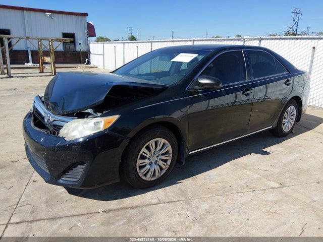 46332148 :رقم المزاد ، 4T4BF1FK6DR311860 vin ، 2013 Toyota Camry Le مزاد بيع