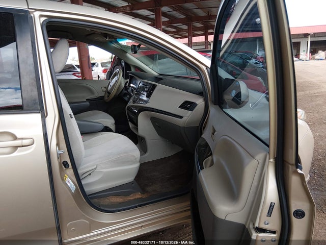 5TDKK3DC2ES407945 Toyota Sienna Le V6 8 Passenger