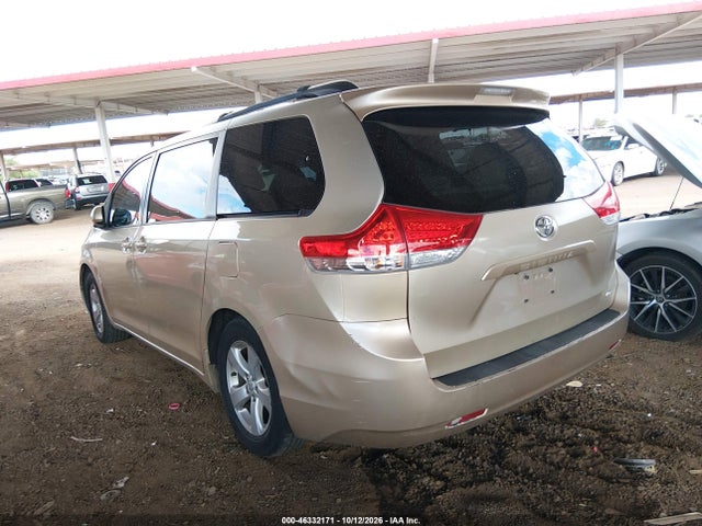 5TDKK3DC2ES407945 Toyota Sienna Le V6 8 Passenger