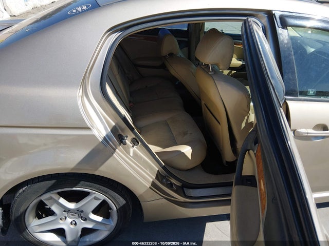 46332208 :رقم المزاد ، 19UUA66254A003746 vin ، 2004 Acura Tl مزاد بيع
