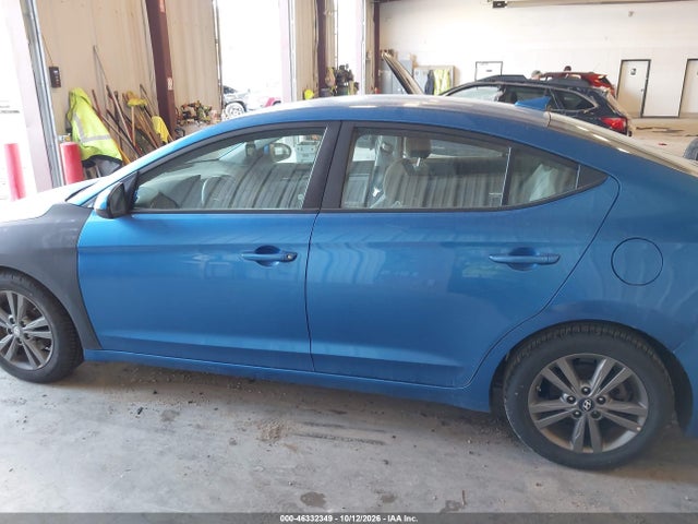 46332349 :رقم المزاد ، 5NPD84LF8JH233775 vin ، 2018 Hyundai Elantra Sel مزاد بيع