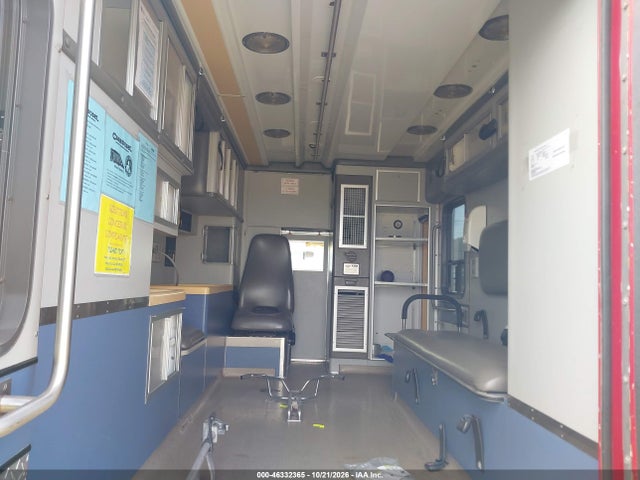 Продажа на аукционе авто 1999 Ford E-450 Super Duty, vin: 1FDXE40F5XHA41484, номер лота: 46332365
