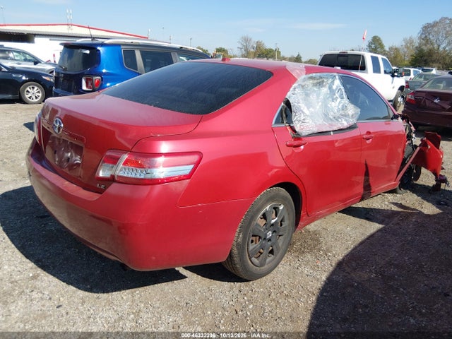 46332396 :رقم المزاد ، 4T1BF3EK1AU523925 vin ، 2010 Toyota Camry Le مزاد بيع