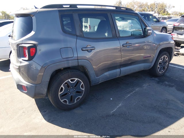 Jeep Renegade Trailhawk 2016 ZACCJBCT0GPD32357 Image 4