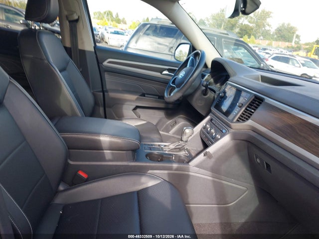 46332509 :رقم المزاد ، 1V2JR2CA2MC541273 vin ، 2021 Volkswagen Atlas 3.6l V6 Se W/technology مزاد بيع