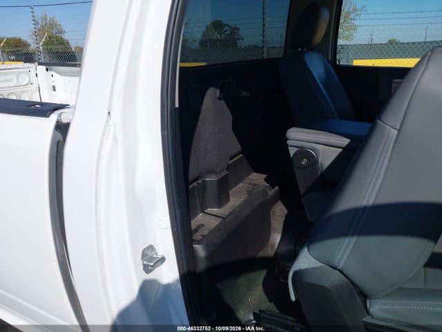 3C6JR6DG8KG622288 RAM 1500 Classic Tradesman 4x2 8&#039; Box