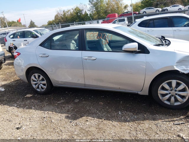 46332761 :رقم المزاد ، 2T1BURHE9FC434885 vin ، 2015 Toyota Corolla Le مزاد بيع