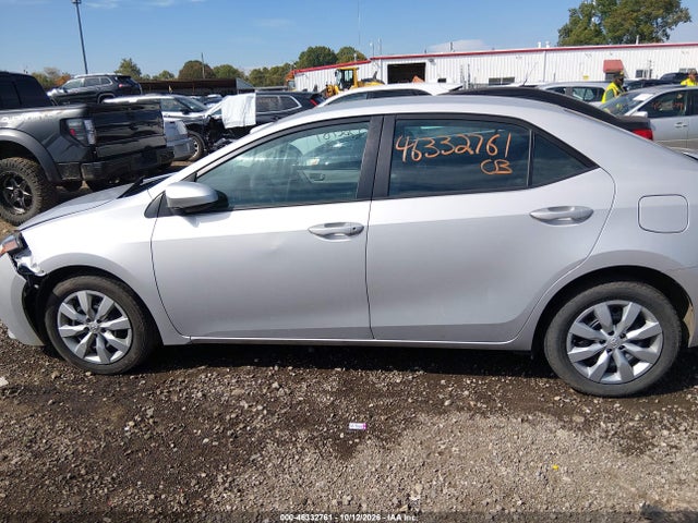 46332761 :رقم المزاد ، 2T1BURHE9FC434885 vin ، 2015 Toyota Corolla Le مزاد بيع
