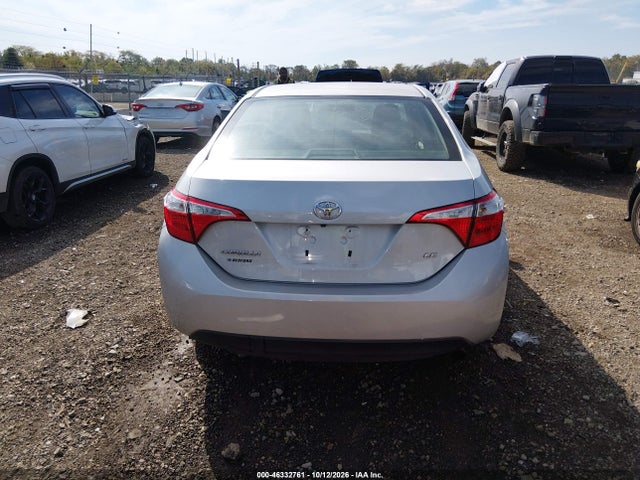 46332761 :رقم المزاد ، 2T1BURHE9FC434885 vin ، 2015 Toyota Corolla Le مزاد بيع