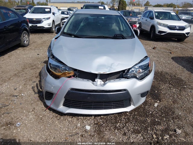 46332761 :رقم المزاد ، 2T1BURHE9FC434885 vin ، 2015 Toyota Corolla Le مزاد بيع