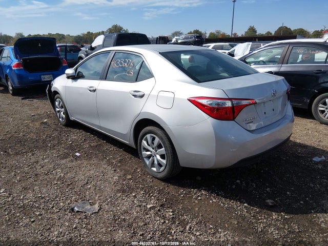 46332761 :رقم المزاد ، 2T1BURHE9FC434885 vin ، 2015 Toyota Corolla Le مزاد بيع