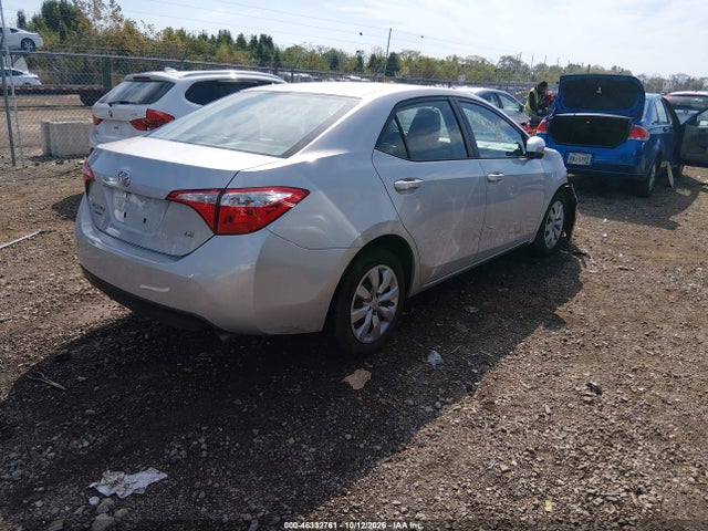 46332761 :رقم المزاد ، 2T1BURHE9FC434885 vin ، 2015 Toyota Corolla Le مزاد بيع