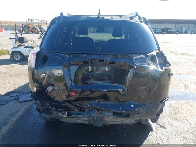 2T3ZFREV1JW432205 Toyota RAV4 LE