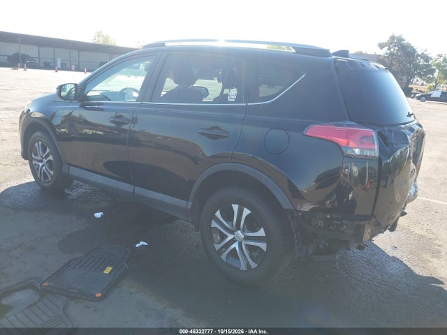 2T3ZFREV1JW432205 Toyota RAV4 LE