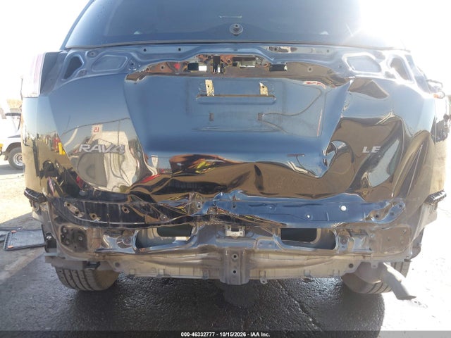 2T3ZFREV1JW432205 Toyota RAV4 LE