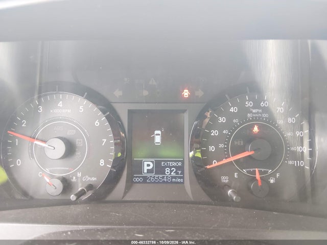 46332786 :رقم المزاد ، 5TDKK3DC1GS692088 vin ، 2016 Toyota Sienna Le 8 Passenger مزاد بيع