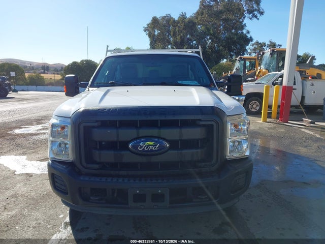 46332861 :رقم المزاد ، 1FDBF2A60GED02502 vin ، 2016 Ford F-250 Xl مزاد بيع