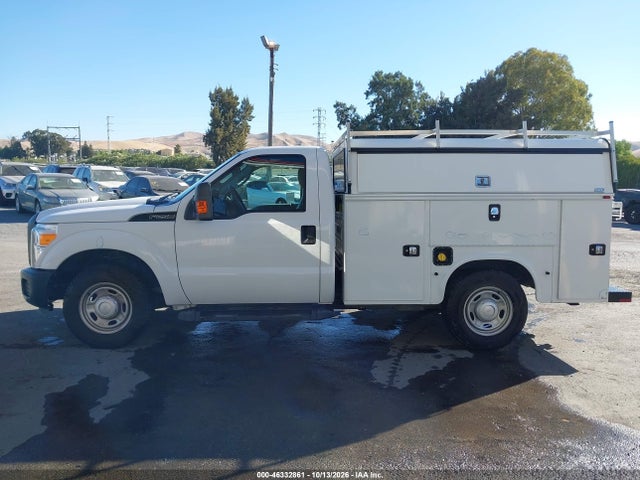 46332861 :رقم المزاد ، 1FDBF2A60GED02502 vin ، 2016 Ford F-250 Xl مزاد بيع