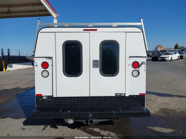 46332861 :رقم المزاد ، 1FDBF2A60GED02502 vin ، 2016 Ford F-250 Xl مزاد بيع
