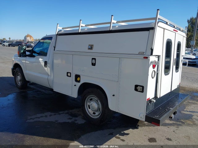 46332861 :رقم المزاد ، 1FDBF2A60GED02502 vin ، 2016 Ford F-250 Xl مزاد بيع