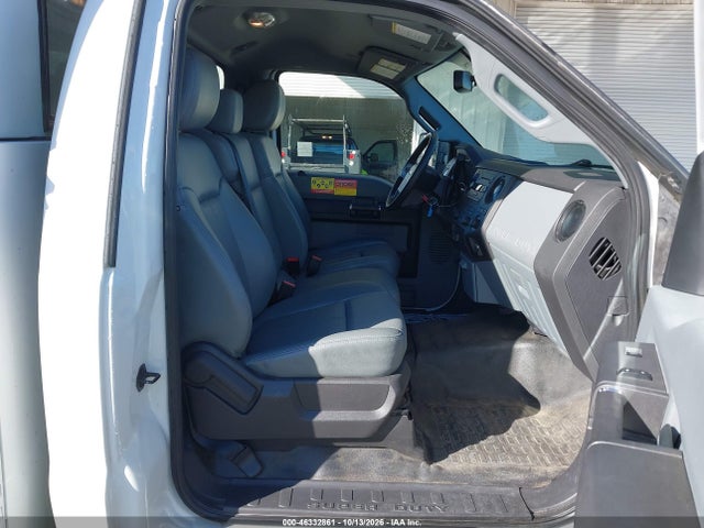 46332861 :رقم المزاد ، 1FDBF2A60GED02502 vin ، 2016 Ford F-250 Xl مزاد بيع