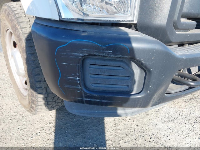 46332861 :رقم المزاد ، 1FDBF2A60GED02502 vin ، 2016 Ford F-250 Xl مزاد بيع