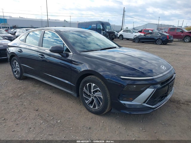 Auction sale of the 2026 Hyundai Sonata Hybrid Blue, vin: KMHL24JJ7TA172008, lot number: 46332877