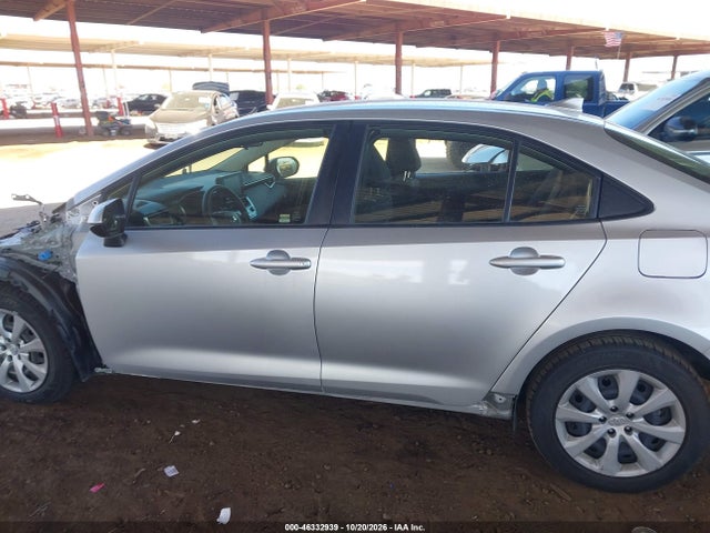 46332939 :رقم المزاد ، JTDEPMAE4NJ220407 vin ، 2022 Toyota Corolla Le مزاد بيع