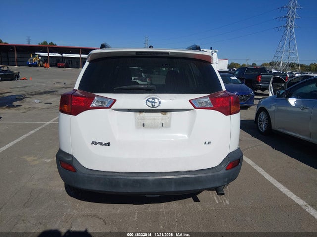 46333014 :رقم المزاد ، JTMZFREV5FJ031018 vin ، 2015 Toyota Rav4 Le مزاد بيع