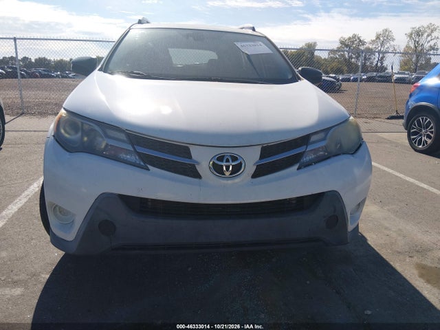 46333014 :رقم المزاد ، JTMZFREV5FJ031018 vin ، 2015 Toyota Rav4 Le مزاد بيع