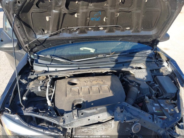5YFBURHE8FP214461 Toyota COROLLA LE