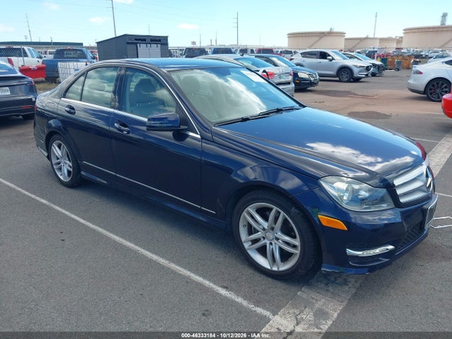 Auction sale of the 2013 Mercedes-benz C 250 Sport, vin: WDDGF4HB3DR293085, lot number: 46333184