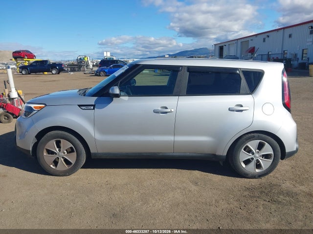 KIA Soul 2016 KNDJN2A22G7864115 Image 14