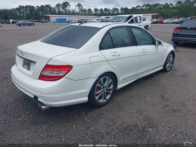 2011 Mercedes-benz C 300 Luxury/sport მანქანა იყიდება აუქციონზე, vin: WDDGF5EB1BA468679, აუქციონის ნომერი: 46333290