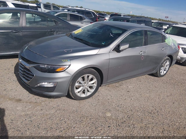 1G1ZD5ST0SF136945 Chevrolet Malibu Fwd 1lt