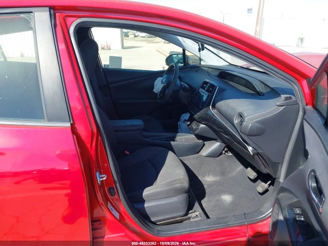JTDKARFU3K3076222 Toyota Prius Le